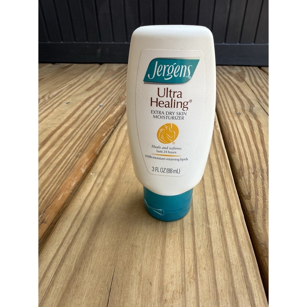 Vintage 2004 Jergens Ultra Healing Extra Dry Skin Moisturizer 3oz movie prop